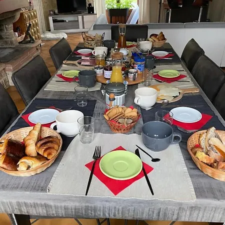 La Gare Bed & Breakfast
